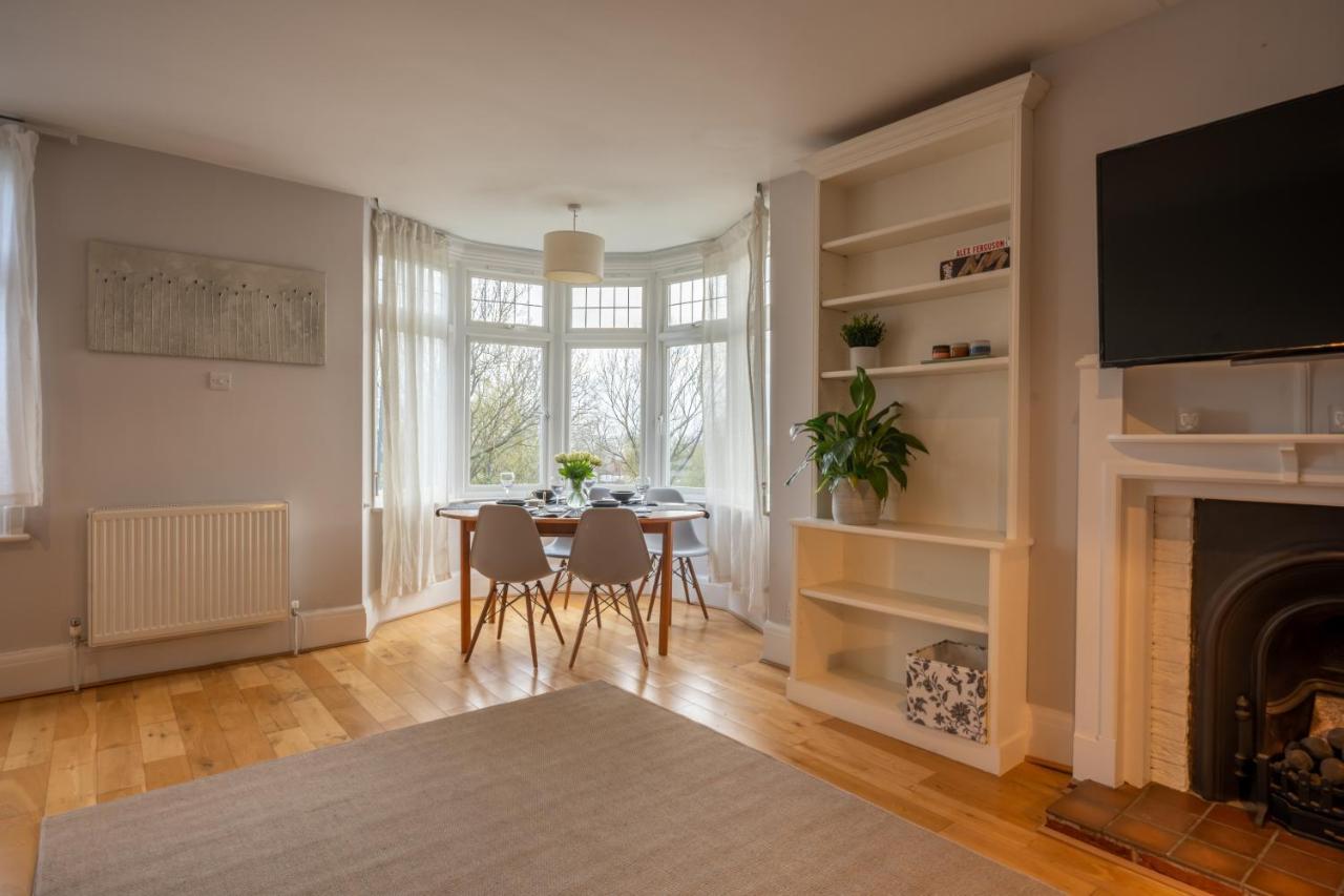 Entire Home In Streatham With Lovely Views & Ultra Fast Wi-Fi Norbury  Ngoại thất bức ảnh